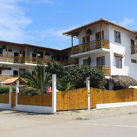 La Mariposa Hostal Olon Luaran gambar