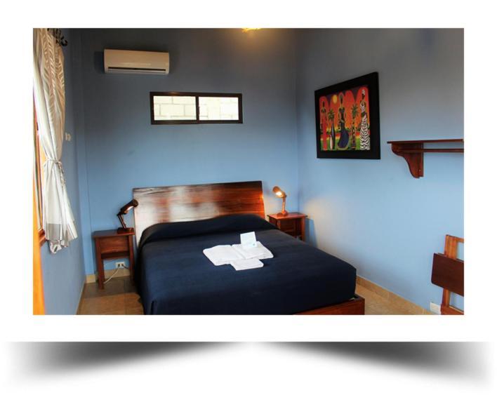 La Mariposa Hostal Olon Luaran gambar