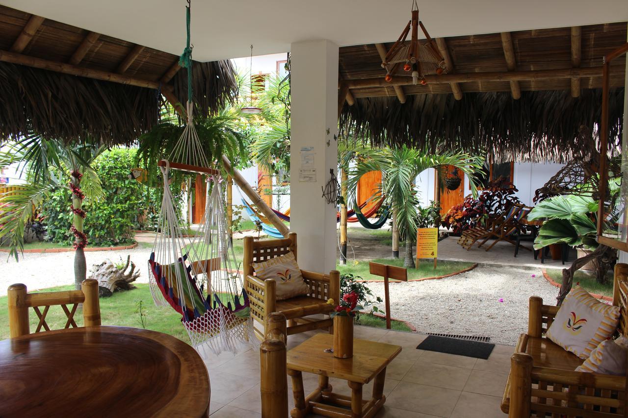 La Mariposa Hostal Olon Luaran gambar